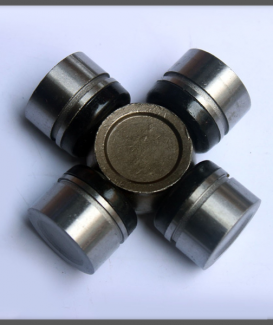 04371-30040 Universal Joint 